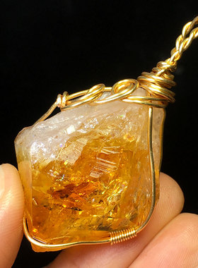 天然黄水晶原石骨干绕丝吊坠权杖