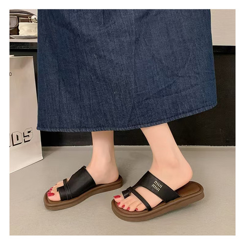 复古简约配裙子套趾拖鞋女鞋子夏季外穿2026年春季新款一脚蹬凉鞋
