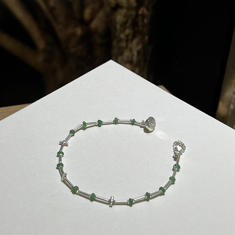 天然沙弗莱细手链小银管串珠