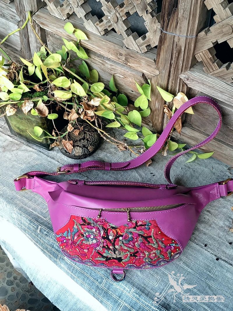 原创纯手缝民族风多功能老绣花牛皮真皮手提单肩斜挎胸包：海葵紫