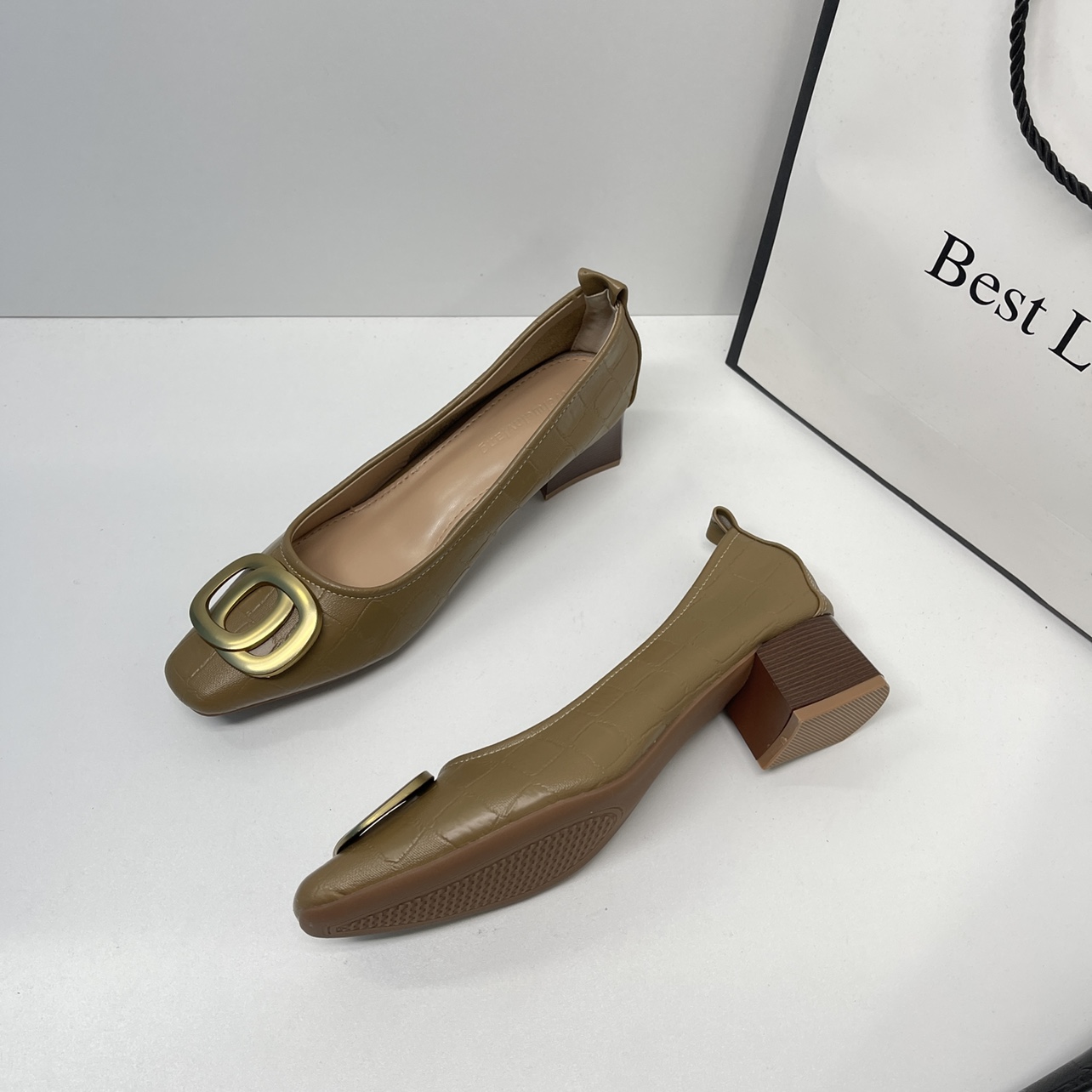 仙女风粗跟单鞋温小香风金属扣