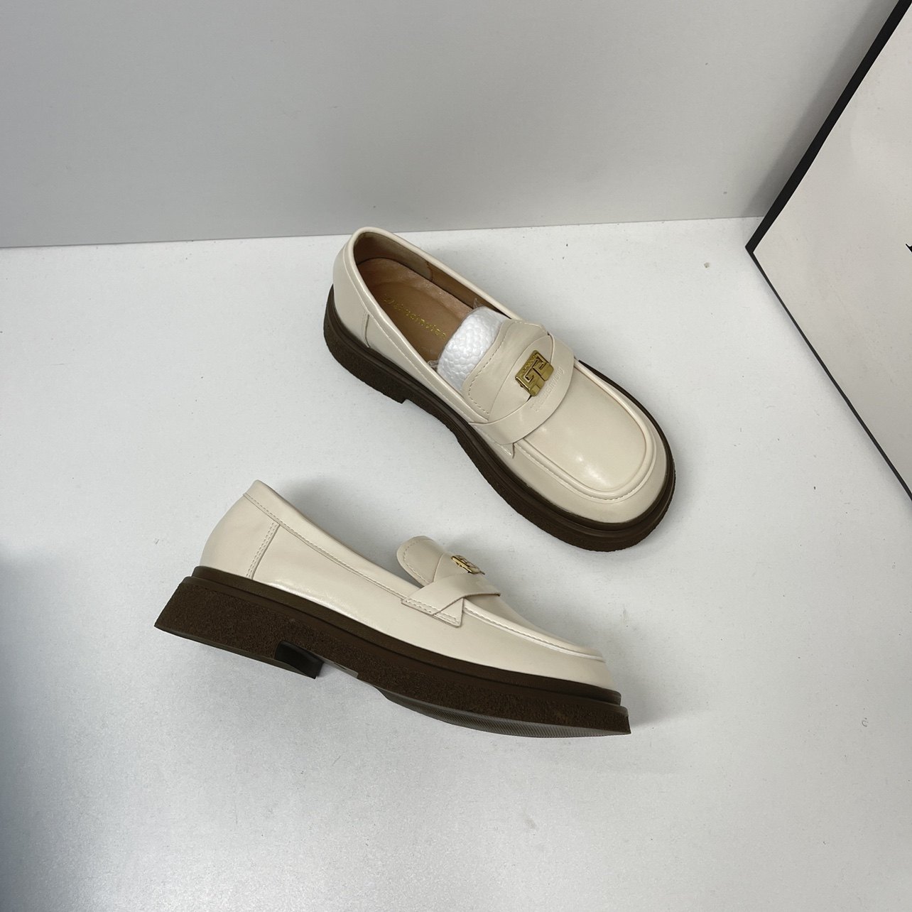 复古英伦风厚底小皮鞋女2026春秋新款软皮一脚蹬乐福鞋金属扣单鞋,女鞋,乐福鞋（豆豆鞋）,淘宝优惠券,粉丝福利购,淘宝优惠卷