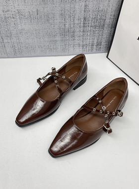 尖头法式交叉带玛丽珍鞋女2026春气质粗跟单鞋配裙子小皮鞋大码41