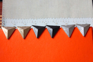 同款金色立体倒三角形耳钉耳环个性耳饰耳坠潮人洋气时髦