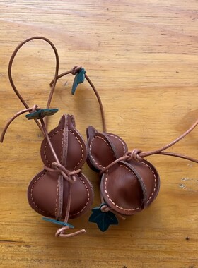 真皮手工DIY配饰包挂 立体葫芦包挂件 钥匙扣非成品 钥钥手工