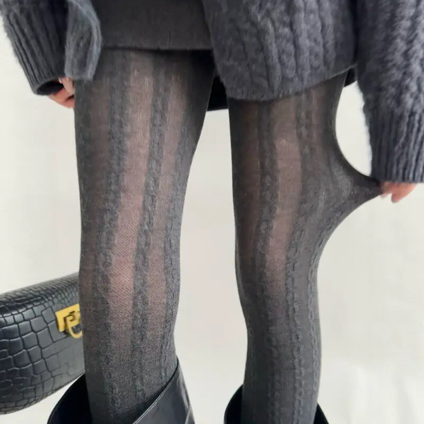 日本复古麻花纹连裤袜女秋冬高级灰色显瘦氛围感微透肌理打底裤袜