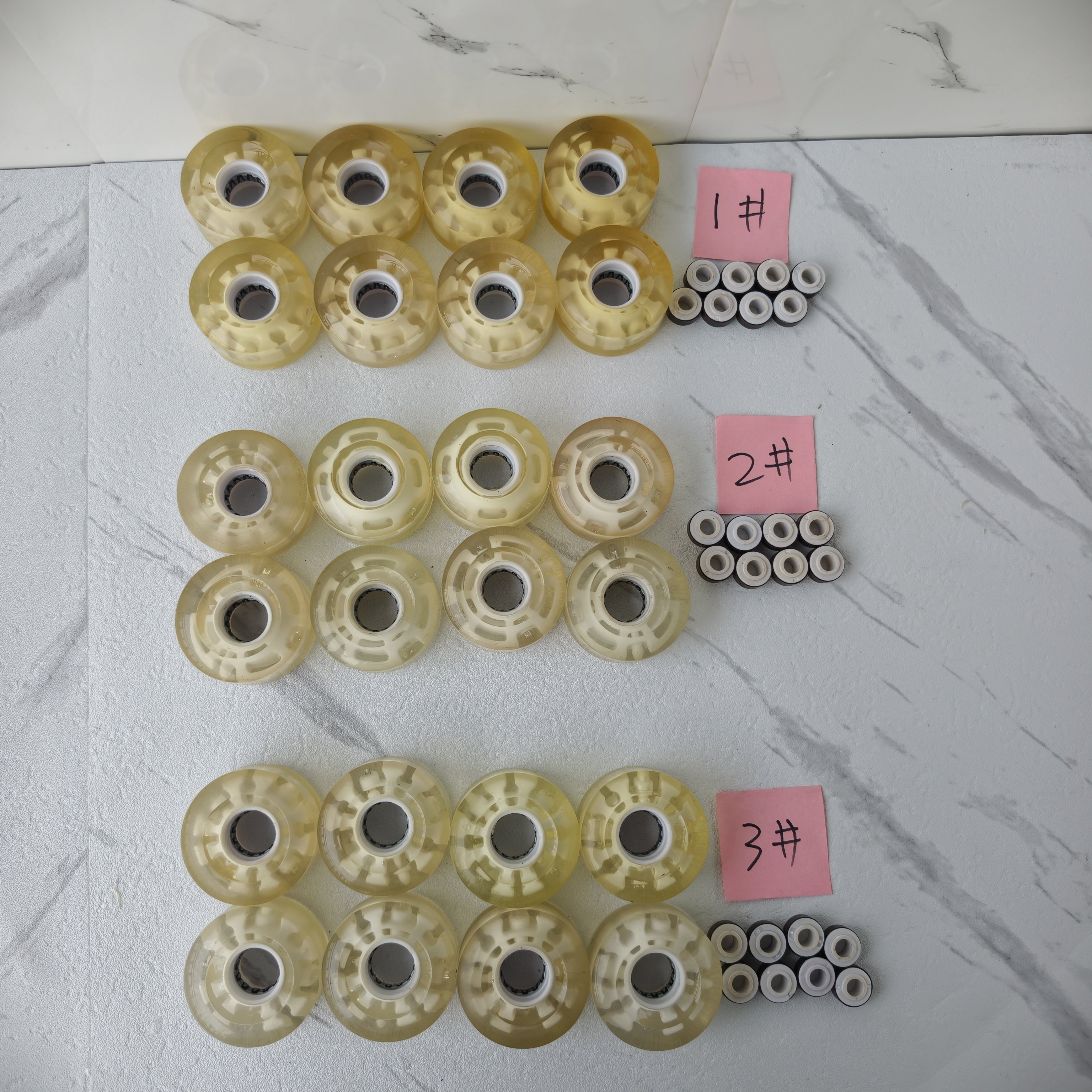 双排轮旱冰鞋的轮子配件 58×32的尺寸 彩色闪光轮不含轴承九成新