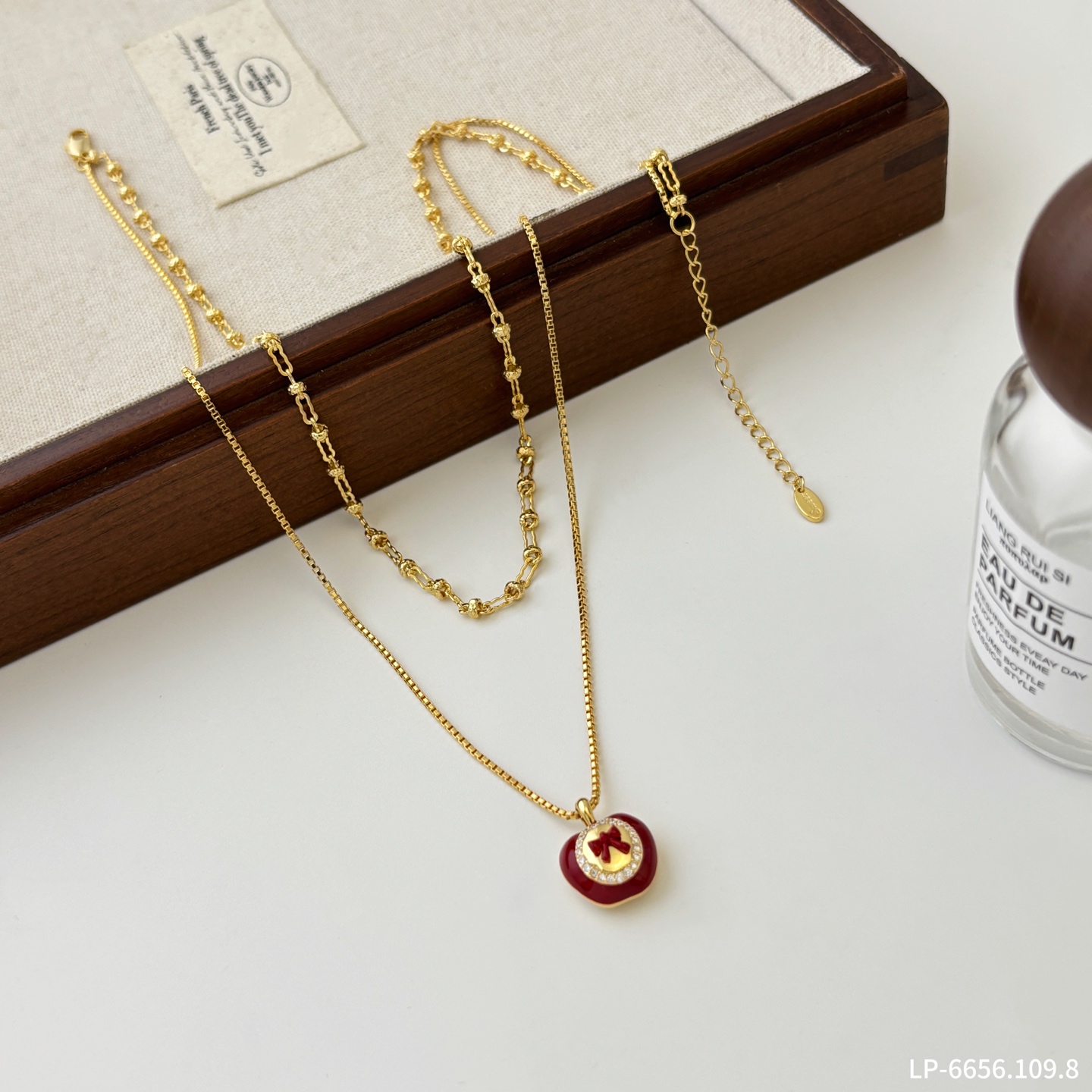 丽贝丽影时尚休闲百搭滴油爱心吊坠叠戴项链女高级感锁骨链热卖款