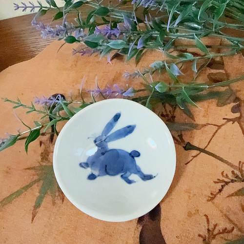 有田烧  手绘 小兔子 三足 小茶盏 品茗杯 可爱