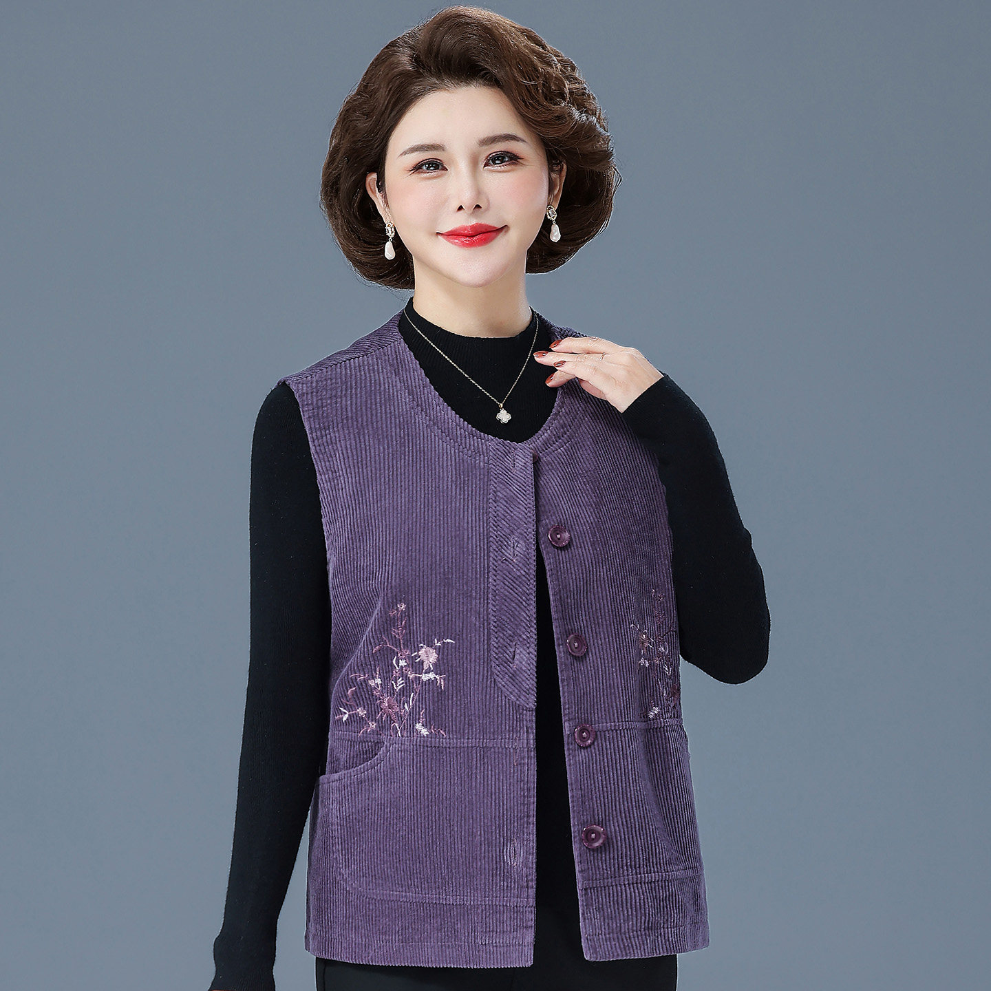 中老年人春秋纯棉灯芯绒马甲奶奶坎肩背心外套宽松时尚妈妈短外套