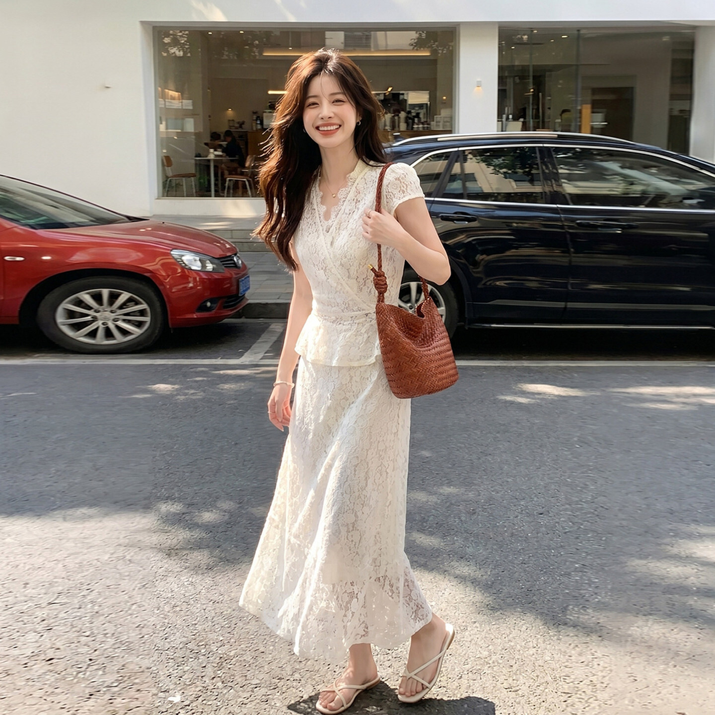 独特优质漂亮重工蕾丝领上衣套装裙女夏季新款超火半身裙两件套