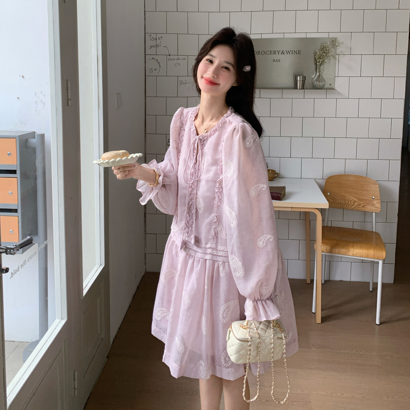 黑色宽松新款上市H版型复古优质女士女夏中长款泡泡袖法式连衣裙