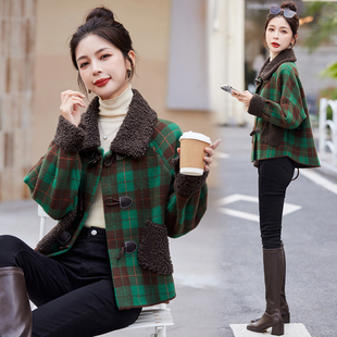 加绒加厚格子毛呢外套女短款2025秋冬小个子中年妈妈毛领呢子大衣