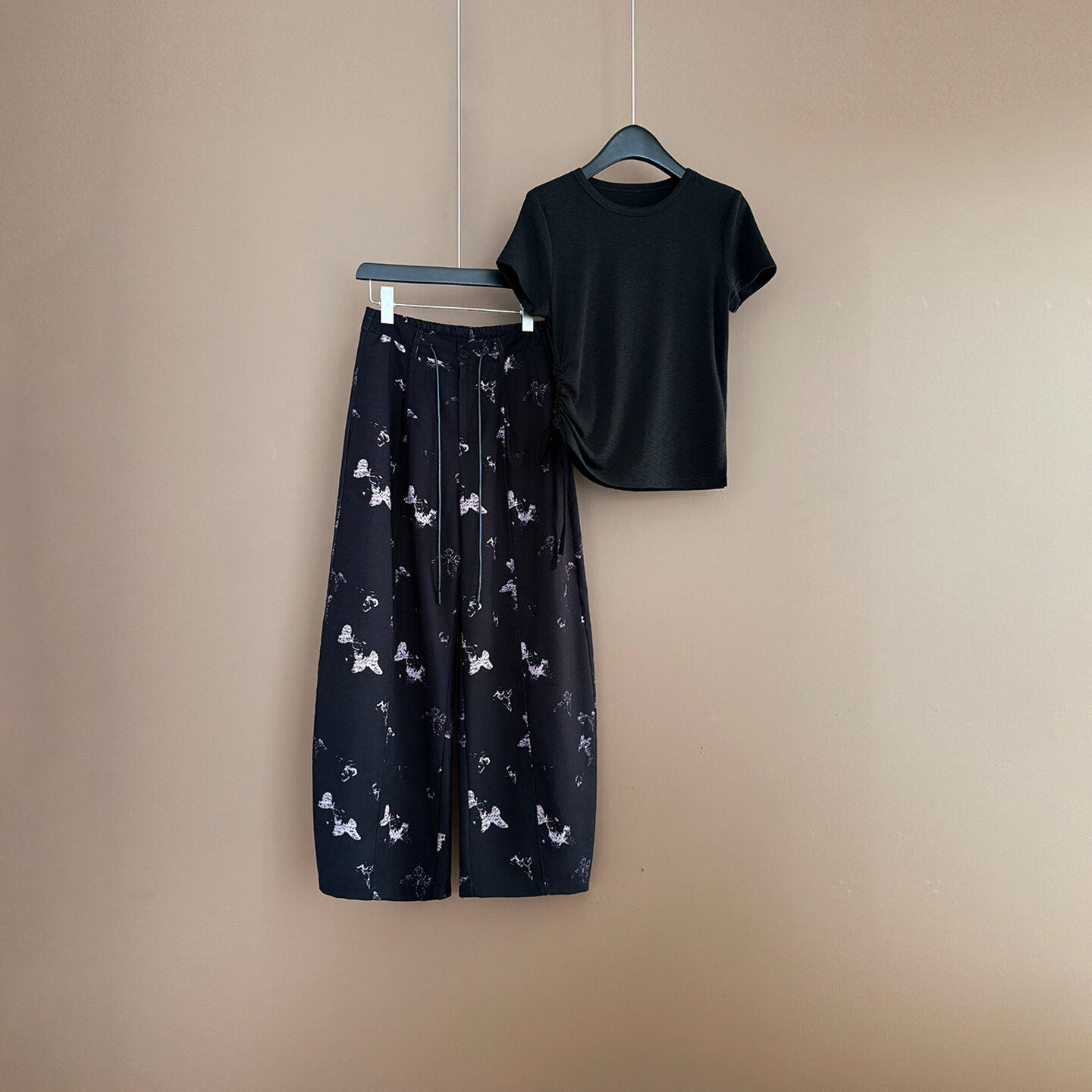 韩版休闲运动套装女夏季新款修身显瘦圆领短袖上衣印花长裤两件套
