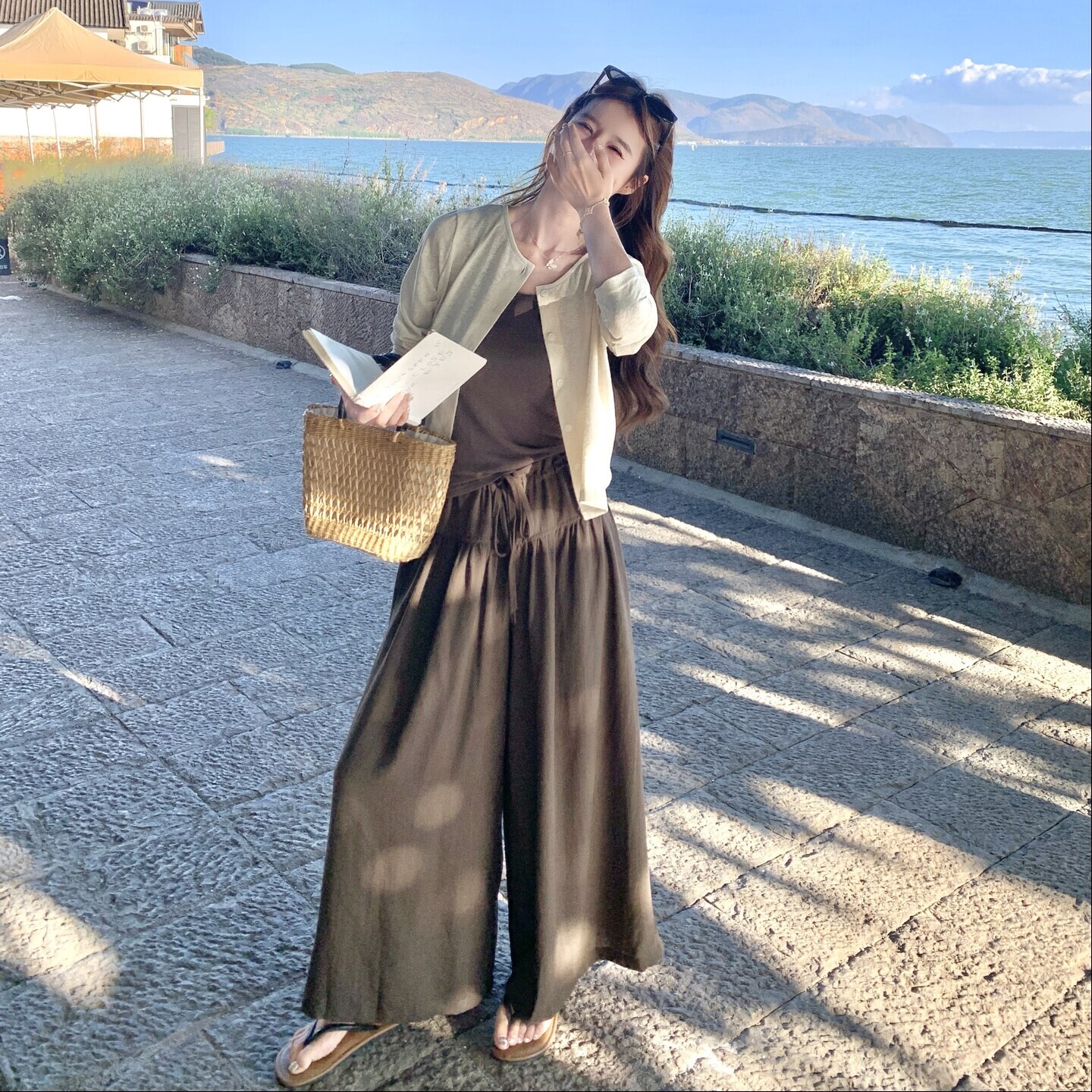 爆款新款上市慵懒风防晒开衫三件套吊带背心休闲高腰阔腿裤套装