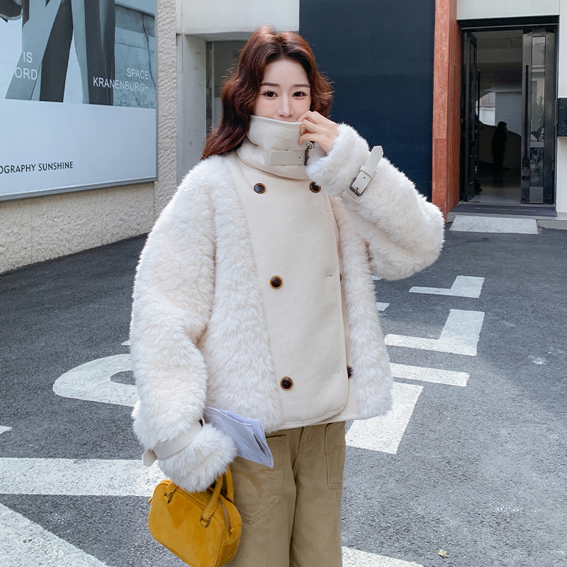 双面毛皮草外套新款米色双排扣皮毛一体保暖小香风轻奢时尚百搭