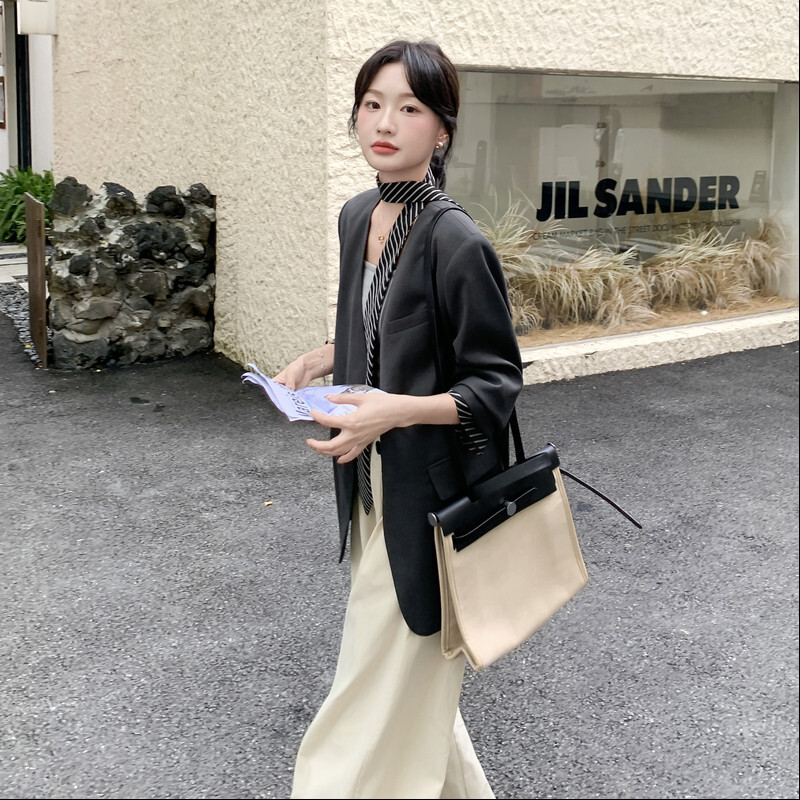 松弛小个子新款上市2026年秋季百搭优质感休闲收腰飘带西装外套