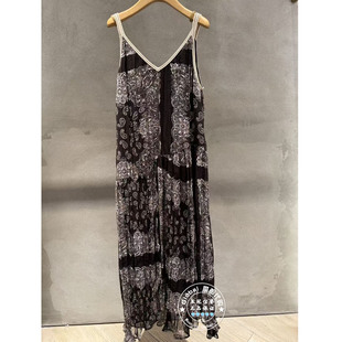 INITIAL国内代购 26春 女V领印花吊带连衣裙26SDNFMCVV911不退换