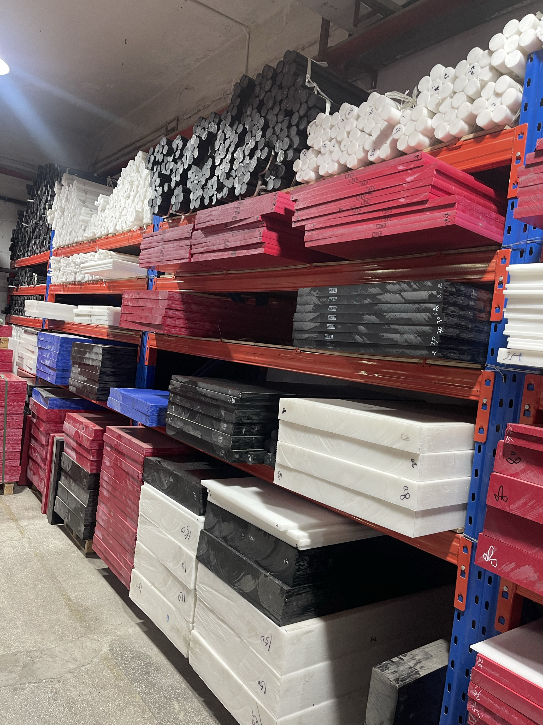 进口黑色阻燃pom板白色防火尼龙棒PA6G加玻纤PA66+GF30板棒定制