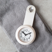 北欧简约浴室钟厨房防水静音家用吸盘钟表挂墙创意个性 迷你小挂钟