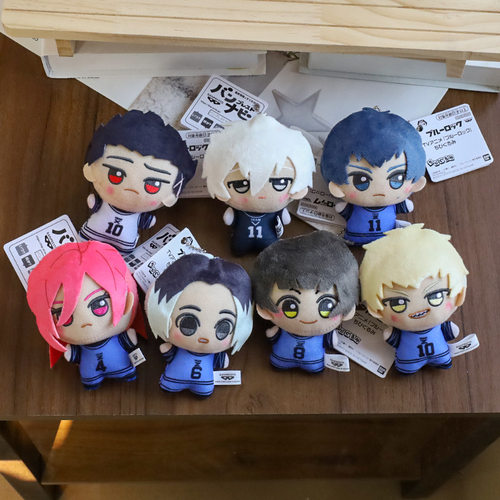 日系蓝色监狱毛绒挂件公仔足球联盟前锋玩偶玩具动漫包挂饰钥匙扣