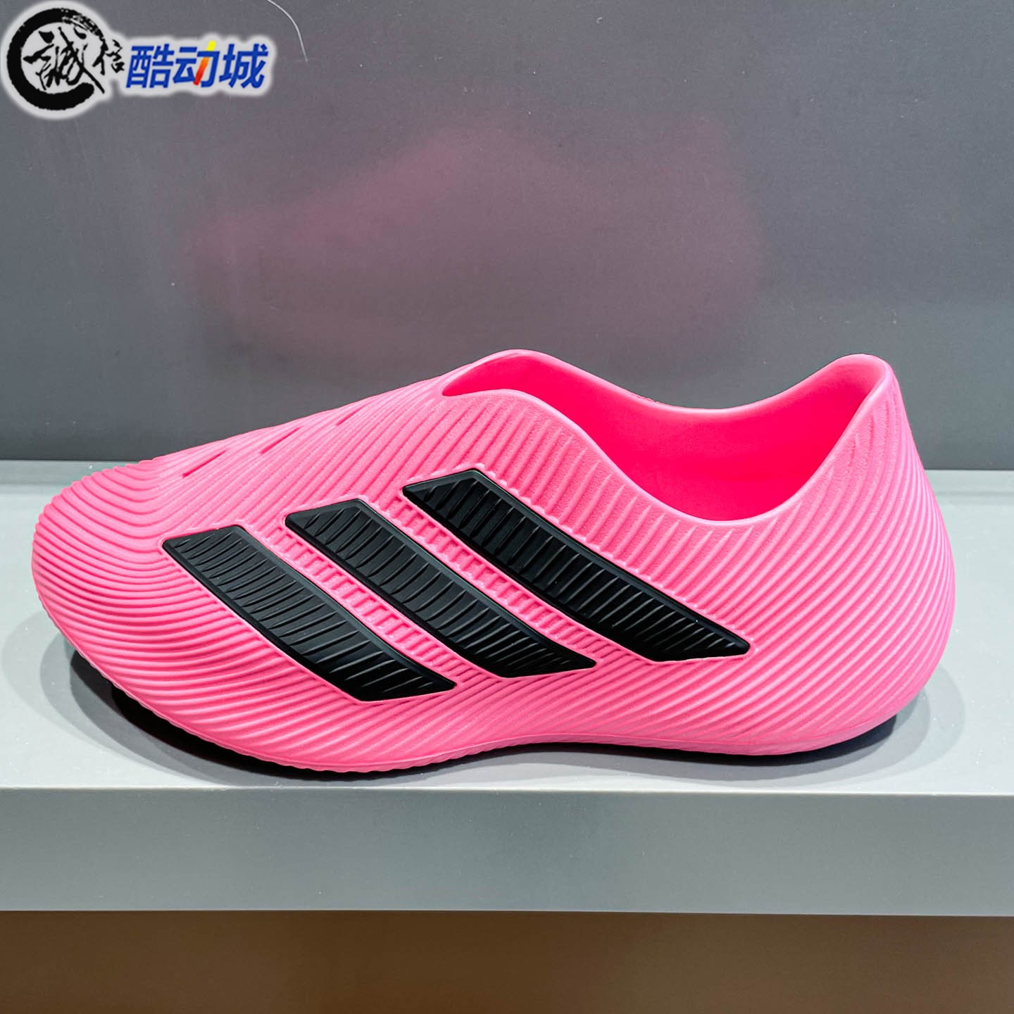 Adidas阿迪达斯男子2026夏新款运动休闲缓震耐磨一脚蹬凉鞋HQ2956