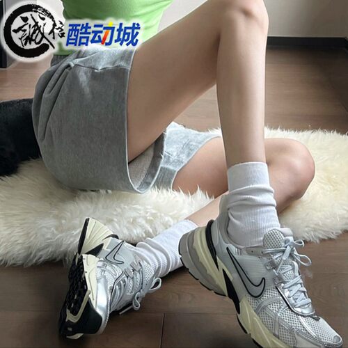 Nike耐克女子2025秋季V2K Run复古轻便透气运动跑步鞋 FD0736-100