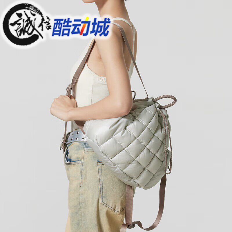 Nike耐克女子2025新款棱格纹大容量运动双肩包HQ6693-072-606-010