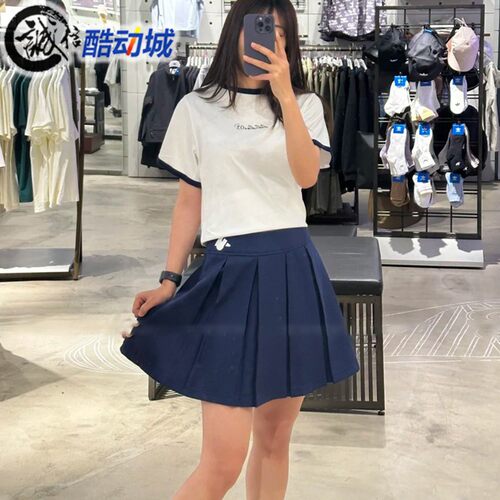 阿迪达斯三叶草女子撞色短款T恤