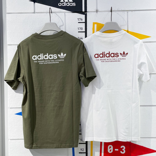 阿迪达斯三叶草男子夏新款时尚叠穿宽松透气运动T恤JD2796 JD2797