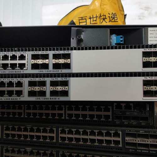 {议价}CENTEC V350-8T512X 光口交换机，实物图拍摄