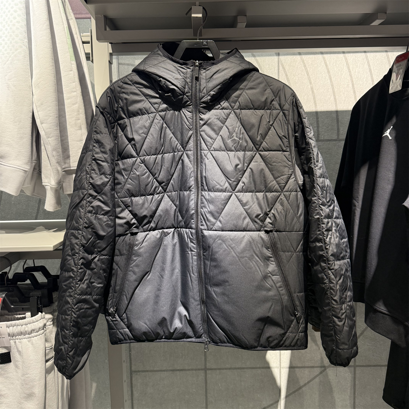 耐克男子轻薄棉服外套连帽夹克