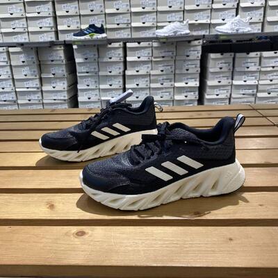 正品Adidas/阿迪达斯男女同款网面透气户外休闲运动跑步鞋JH7524