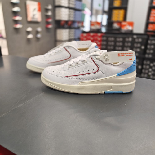 Nike/耐克女鞋篮球鞋休闲鞋