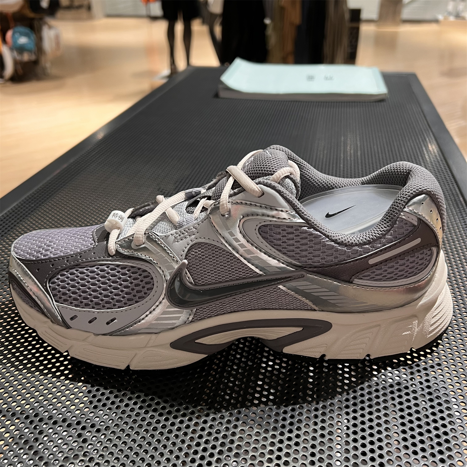 耐克男子网面休闲鞋运动老爹鞋