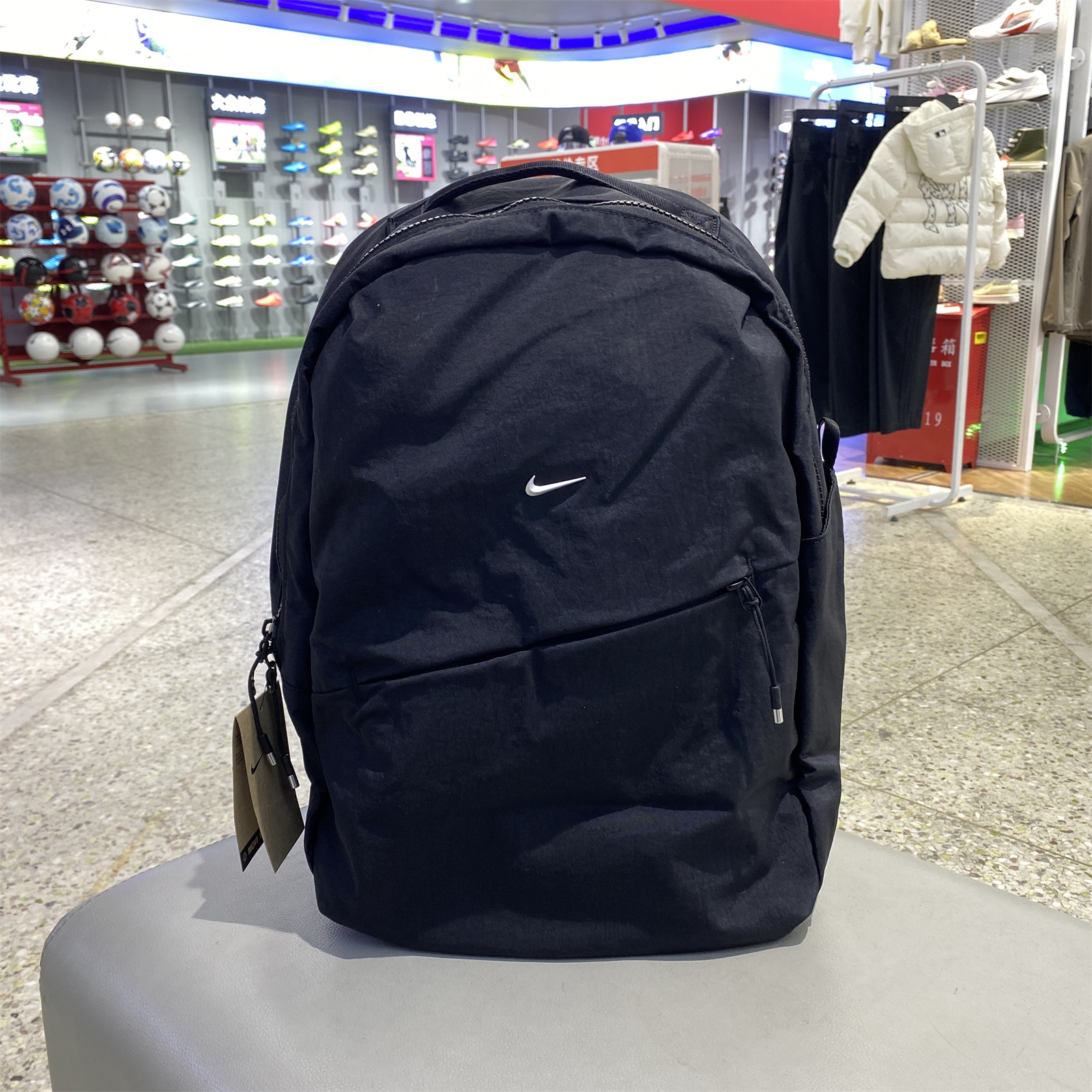 Nike耐克男女休闲双肩背包2025春新款旅行户外运动学生书包HF7007