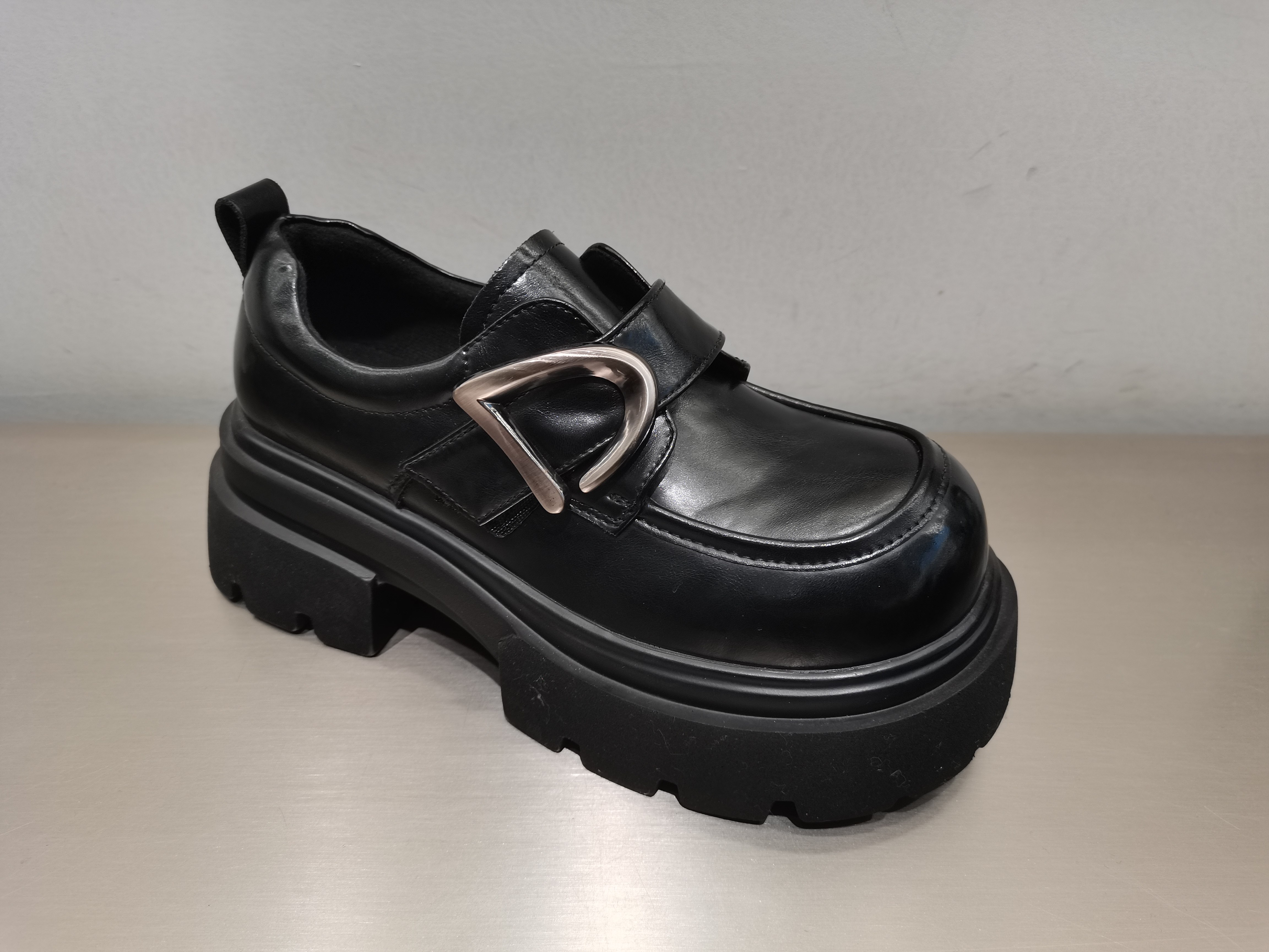 2026春季新款真皮男鞋爆款厚底增高乐福鞋JK小皮鞋轻便百搭休闲鞋