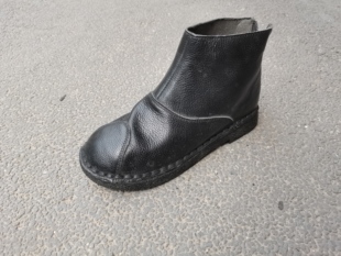 2025秋季新款真皮女鞋平底短靴软底妈妈鞋防滑牛皮单鞋百搭休闲鞋