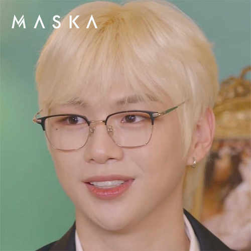 MASKA眉线框纯钛超轻男女眼镜架