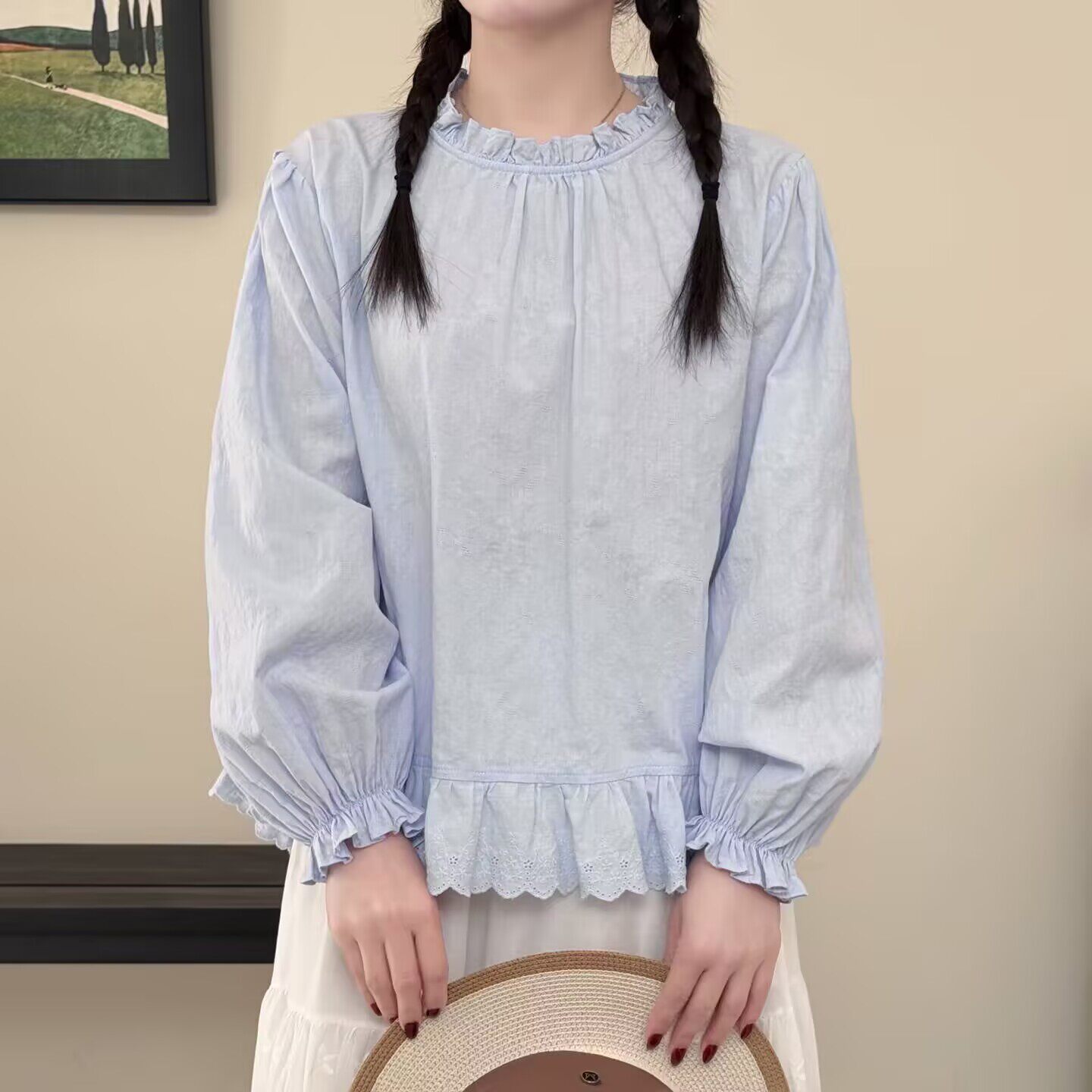 春装新款女装甜美小清新刺绣拼接花边领纯色上衣套头长袖衬衫