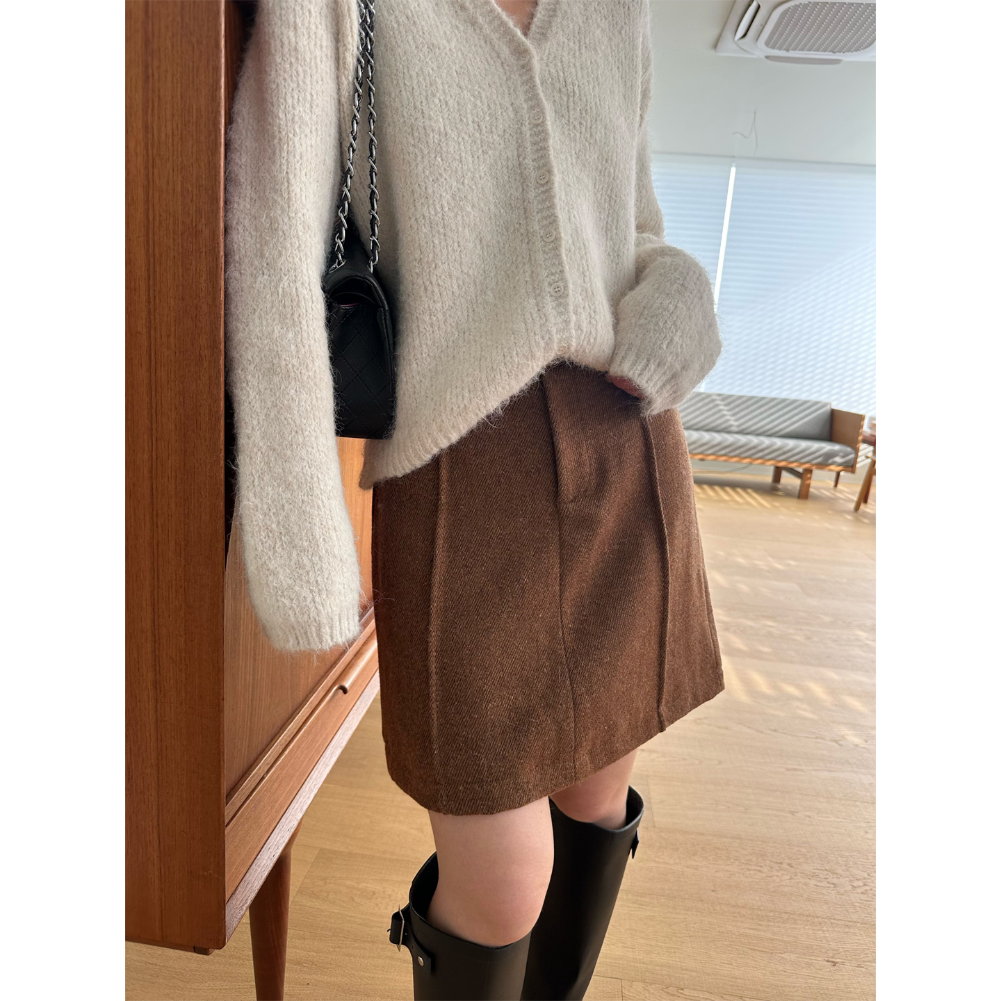 小阿秋羊毛毛呢半身裙女秋冬款温柔百搭高腰遮肉显瘦a字包臀短裙