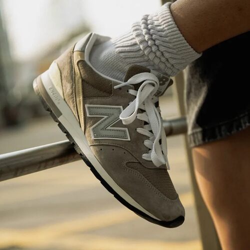NEWBALANCE跑步鞋复古休闲