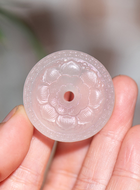 天然玛瑙平安扣莲花祥云吊坠