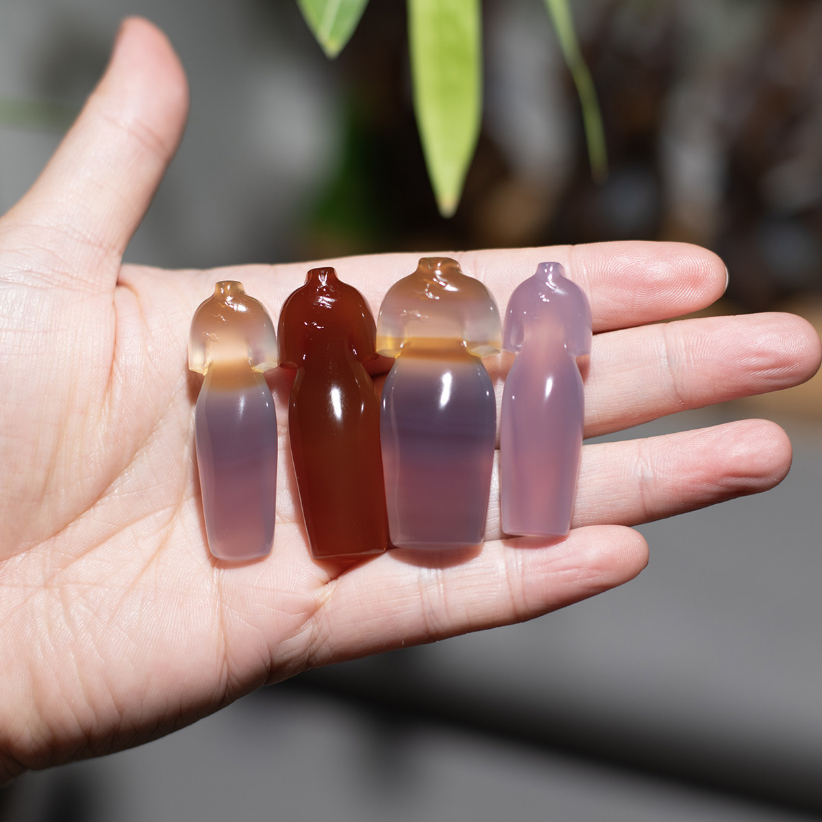 天然红玛瑙紫罗兰旗袍吊坠项链