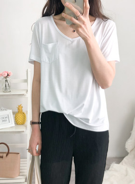 夏装胖MM加大码宽松显瘦莫代尔低胸V领短袖T恤打底衫百搭上衣女