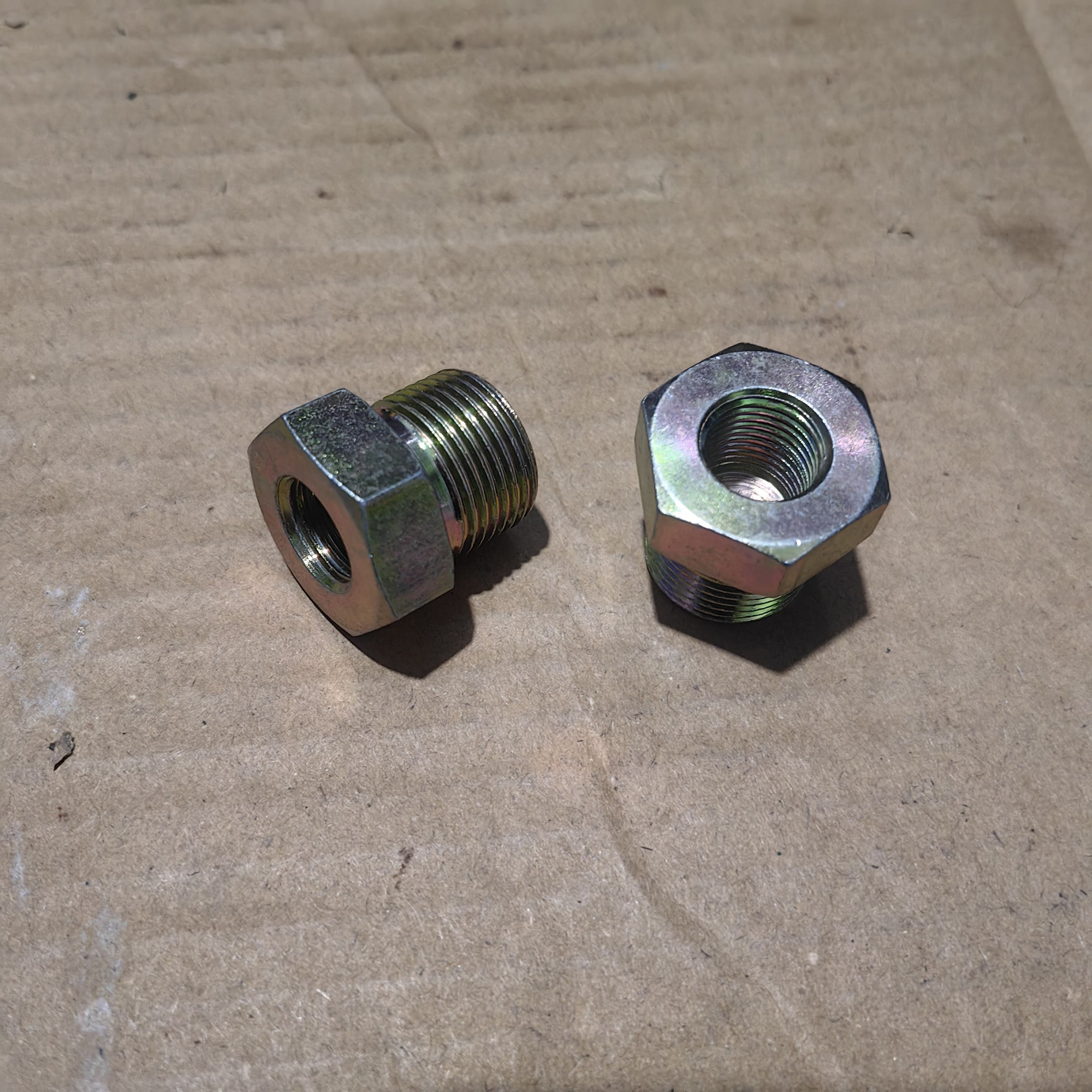 补芯外丝M20×1.5—转内丝RC1/4转接头液压铁材料接头镀锌0220