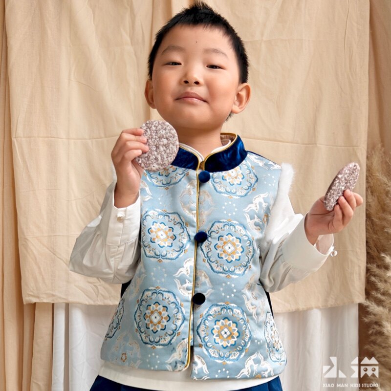 小满2025春装新品敦煌宝相花奔鹿儿童保暖立领气质男女童唐装马甲