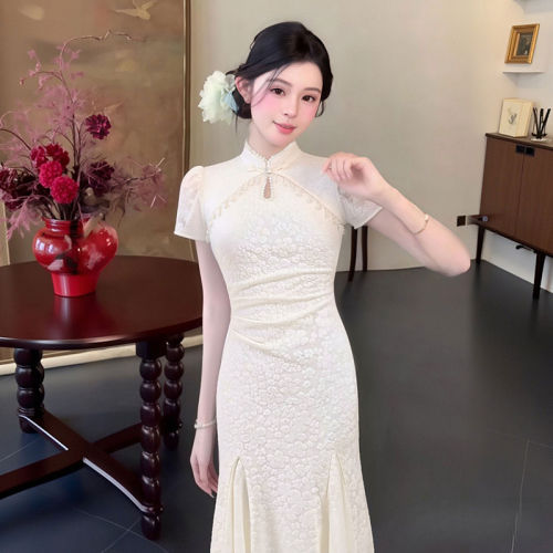 2026夏季新款女日常通勤中式复古风镂空修身旗袍时尚连衣裙D4849
