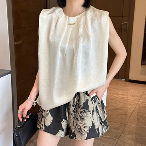 欧货无袖衬衫花短裤套装女2023夏时尚洋气宽松休闲短袖短裤两件套