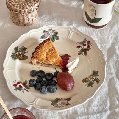 现〔莓果荷盘〕中古风经典早餐盘复古盘餐具 版权保护